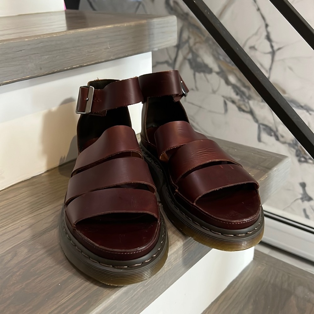 Dr. Martens Clarissa sandal